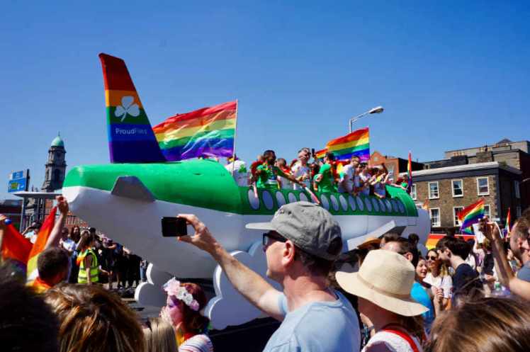 Aer Lingus float was in the shape of a plane.