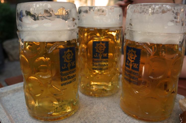 Three liters of beer.